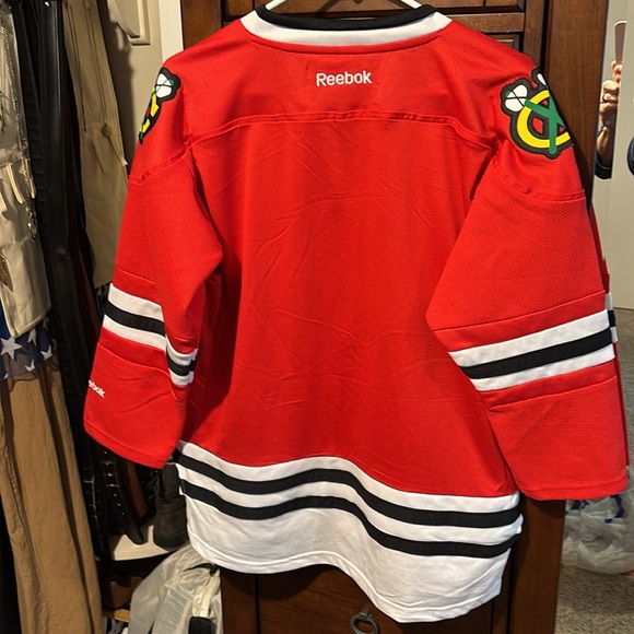 Blackhawks Jersey - Picture 3 of 3